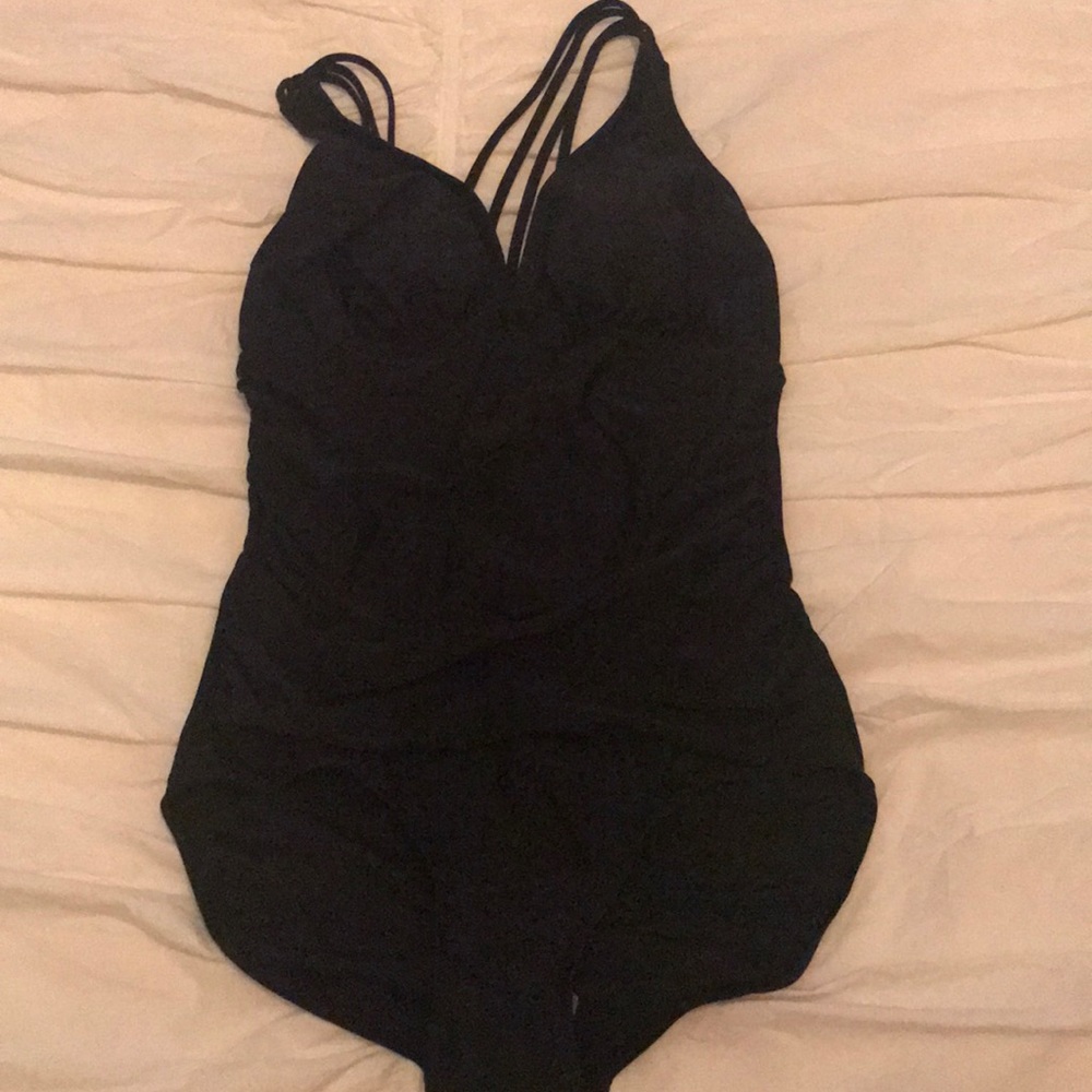 Merona slimming swimsuit